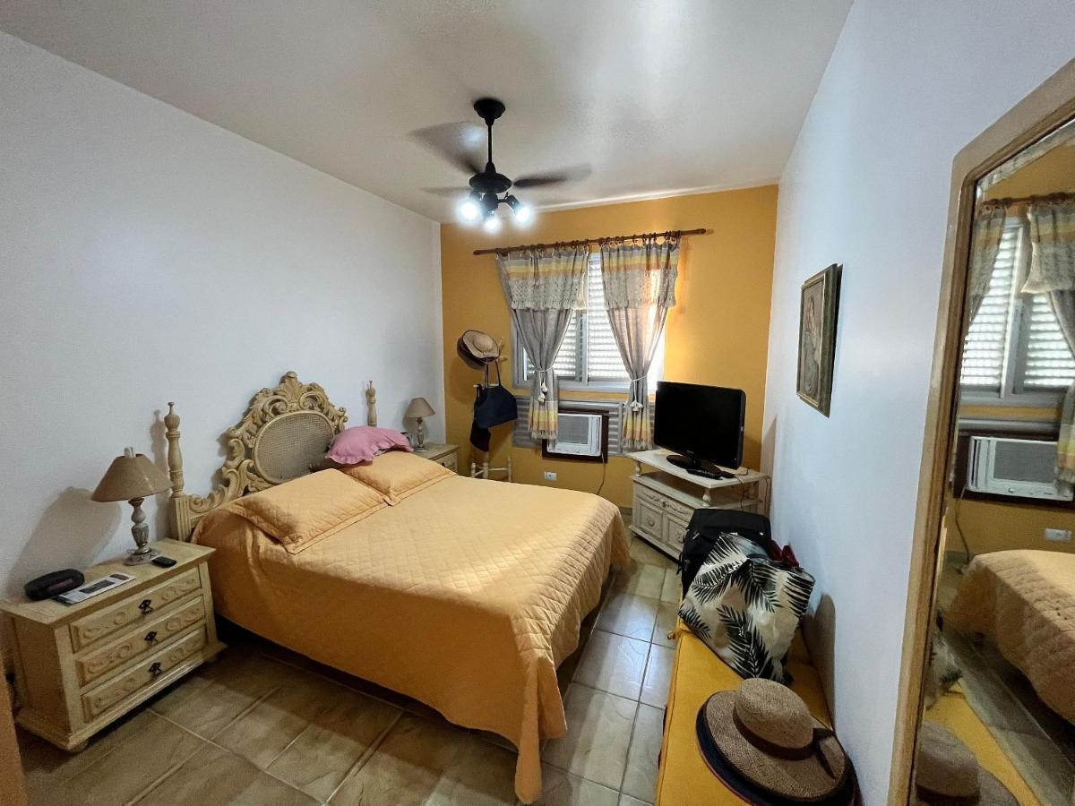 Super Aconchegante E Espacoso - Sacada Ampla E Perto Da Praia - Super Confortavel - Ap. 13 - Ed. Maison Du Parc Guarujá Kültér fotó