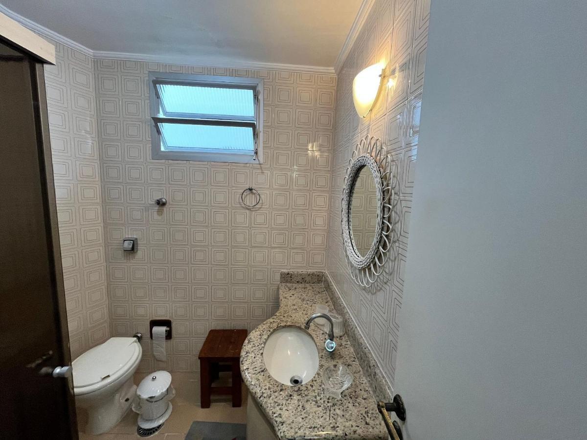 Super Aconchegante E Espacoso - Sacada Ampla E Perto Da Praia - Super Confortavel - Ap. 13 - Ed. Maison Du Parc Guarujá Kültér fotó