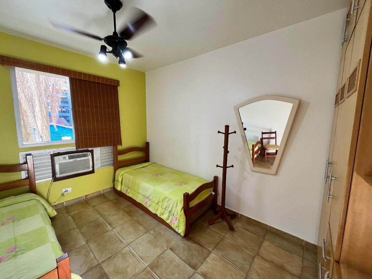 Super Aconchegante E Espacoso - Sacada Ampla E Perto Da Praia - Super Confortavel - Ap. 13 - Ed. Maison Du Parc Guarujá Kültér fotó